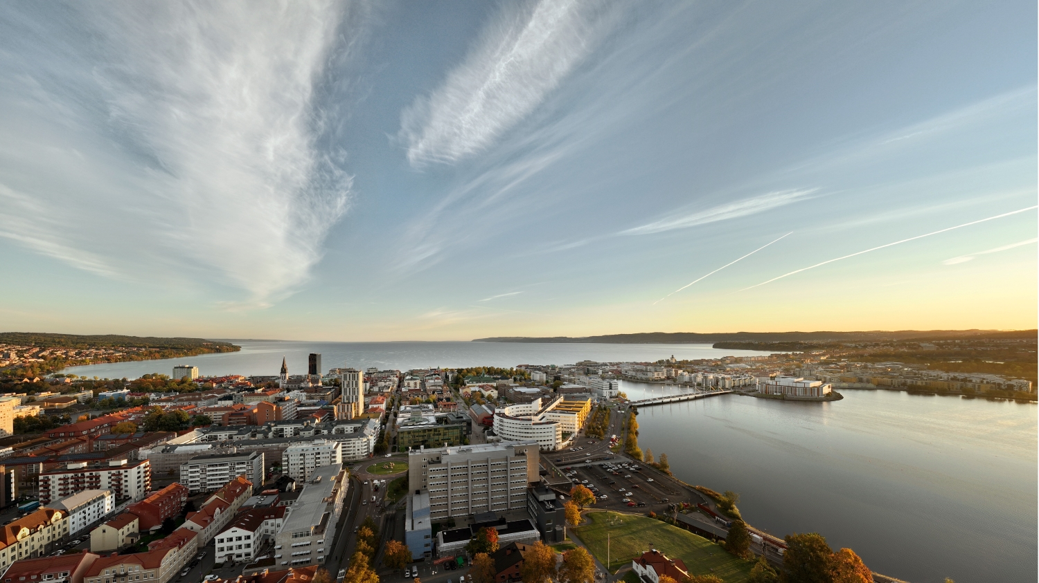 Jönköping University.