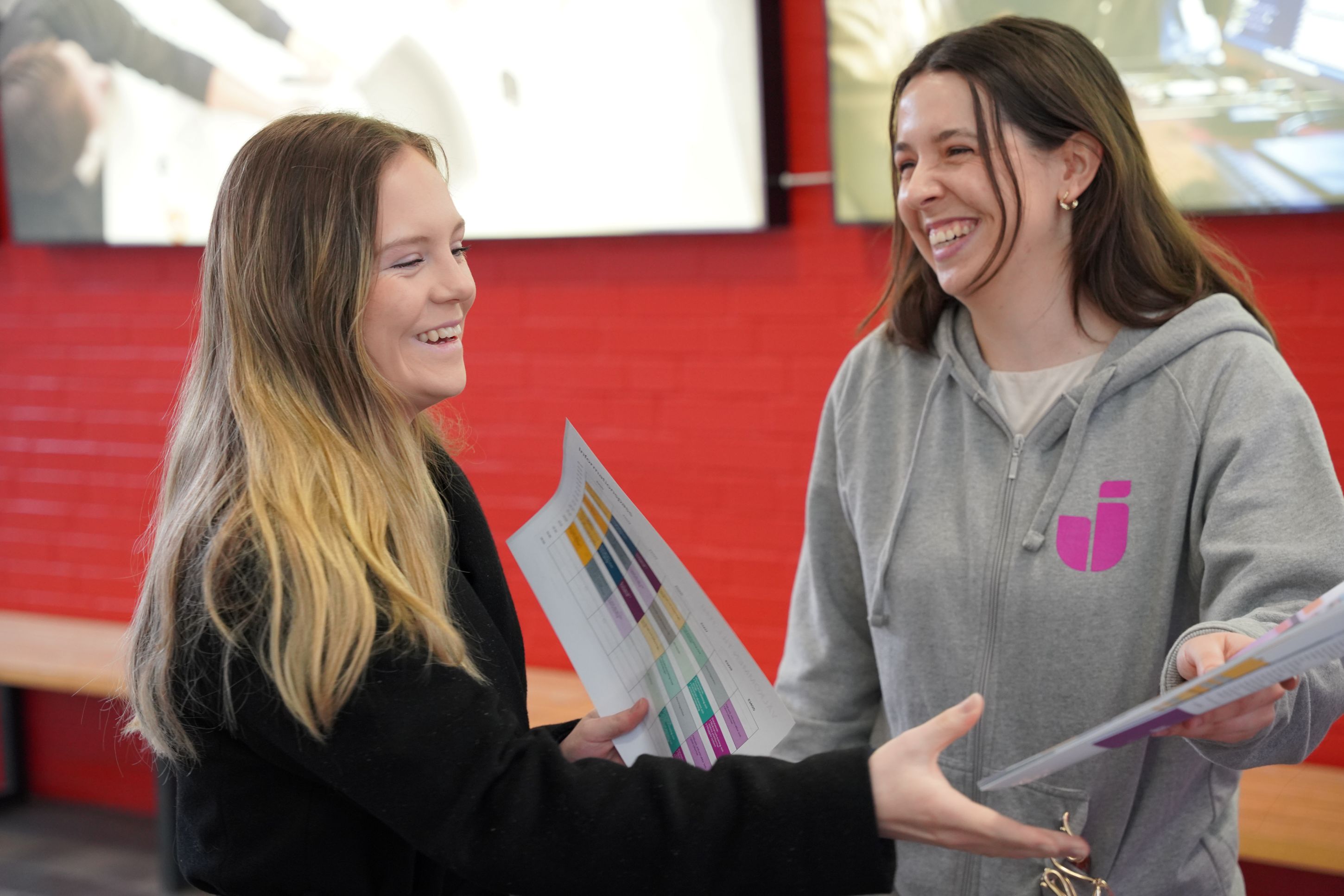 Jönköping University öppnar dörren till många yrken